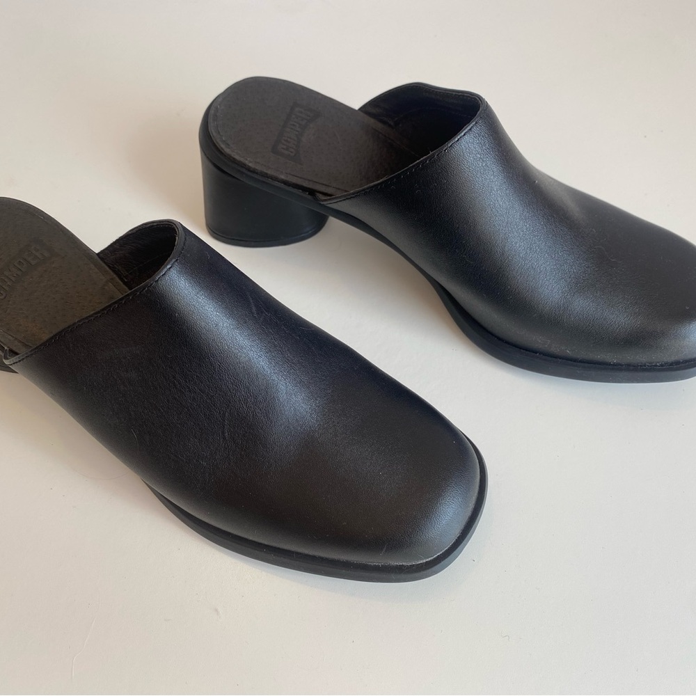 Women's Camper Kiara Black Leather Mules